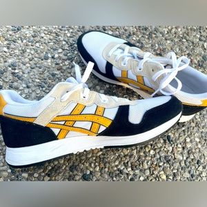 ASICS men’s Tiger Sportstyle Runners
